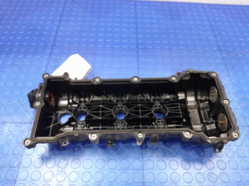 2022 Dodge Charger Valve Cover