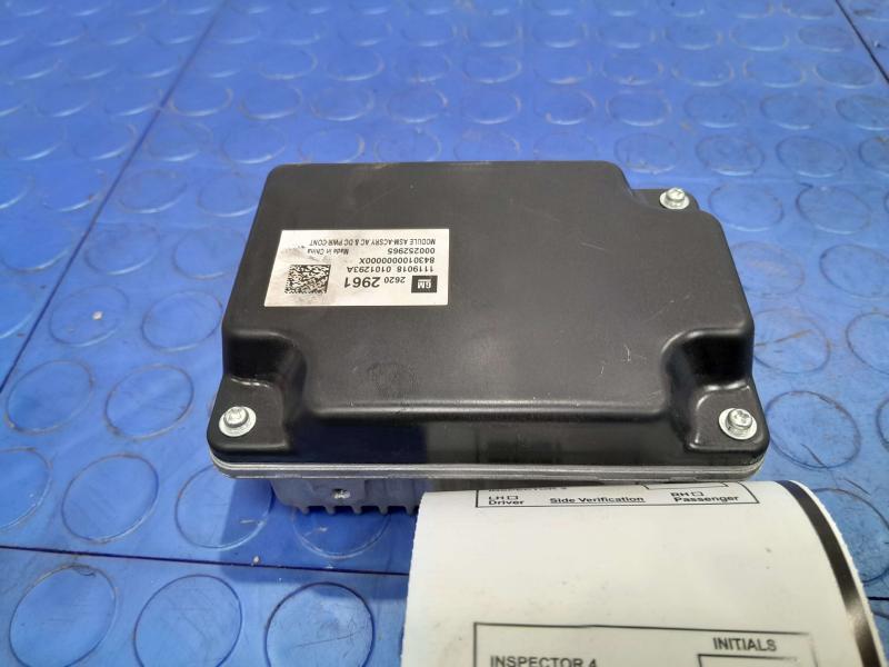 2018-2021 GMC Terrain AC DC Power Inverter Module Genuine OEM 26202961