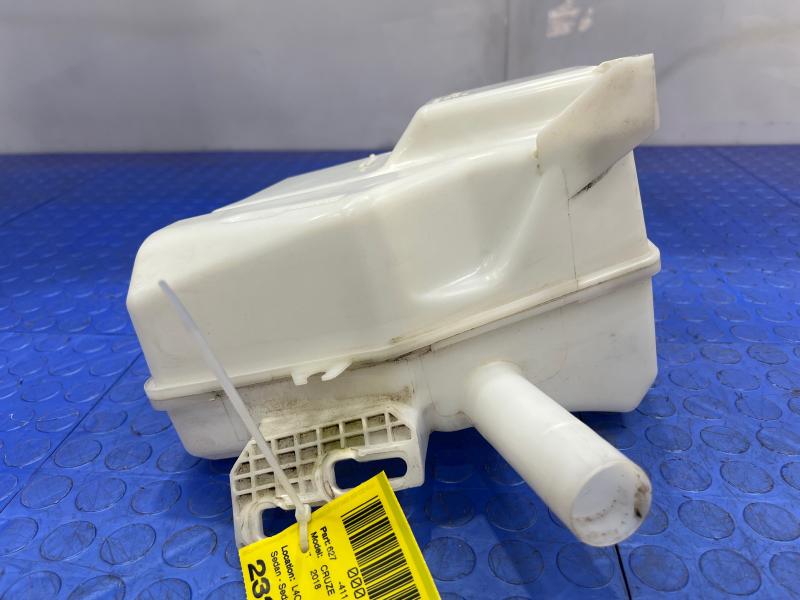 2018 Chevrolet Cruze Washer Bottle
