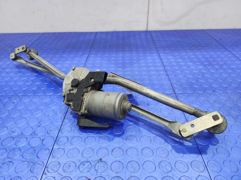 2012 Mercedes Sprinter Wiper Motor Front