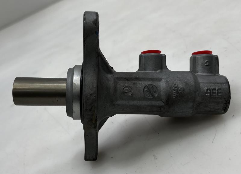 2019 - 2023 Kia Rio Brake Master Cylinder Assembly OEM 58510H9260