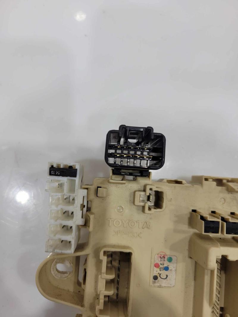 2009 Lexus RX350 Rear Cabin Fuse Box Junction Block Multiplex OEM