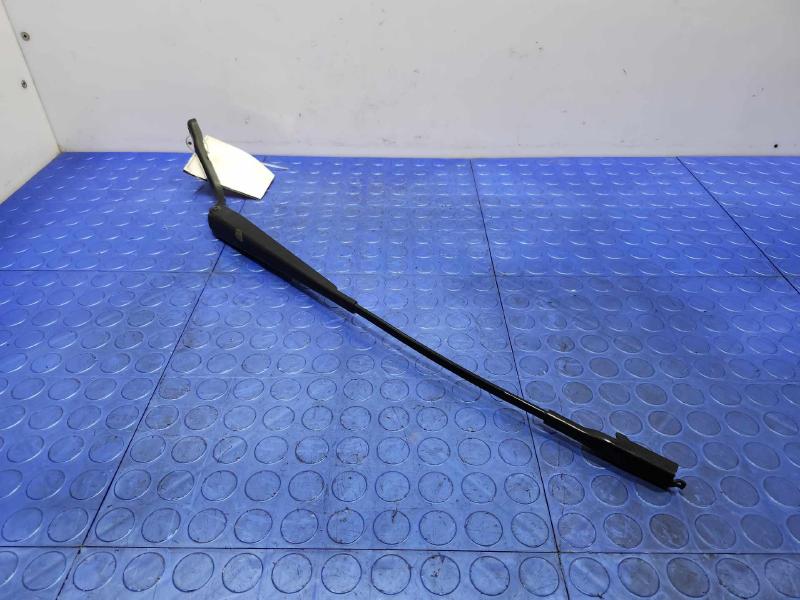 2014 Mercedes Sprinter Wiper Arm