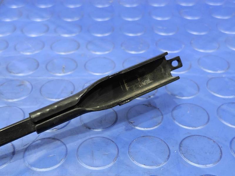 2014 Mercedes Sprinter Wiper Arm