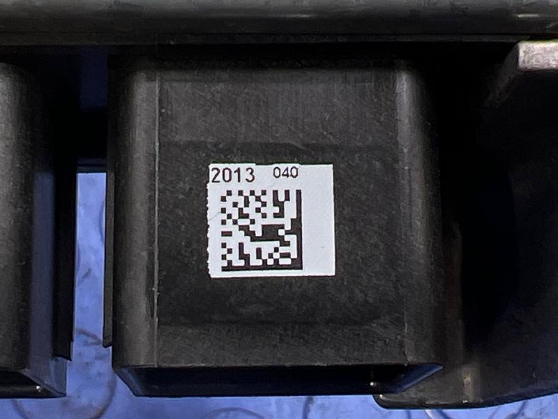 2012-2013 Dodge Durango SRS Restraint Control Module Genuine OEM 68025610AH