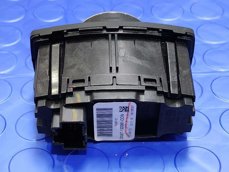 2013 Ford Fusion Headlight Switch (Dash Mtd)