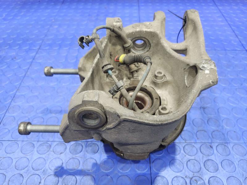 2011 Maserati Quattroporte Rear Knuckle/Stub Axle