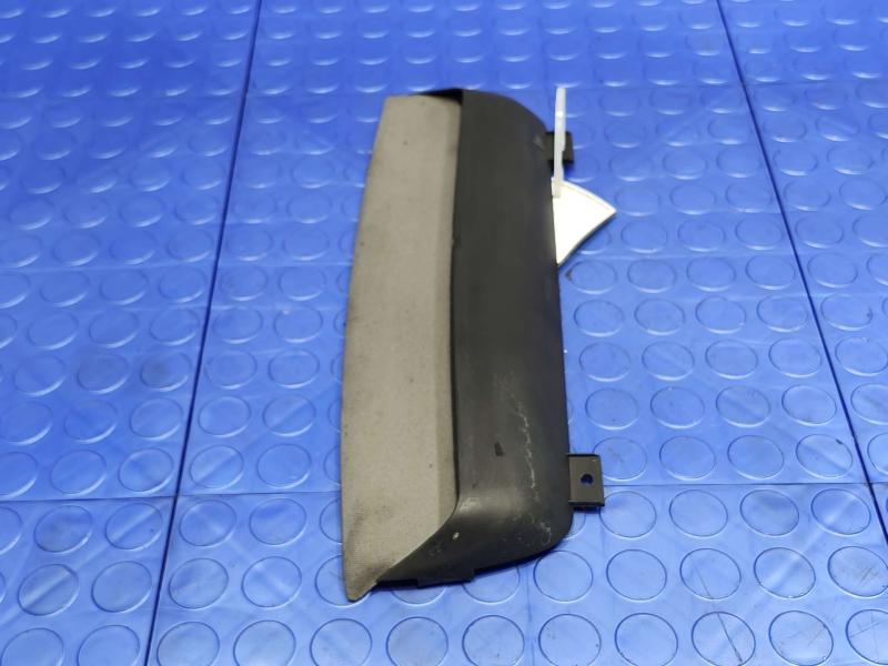 2005 Volkswagen Jetta 3Rd Brake Light Avoidance Lamp