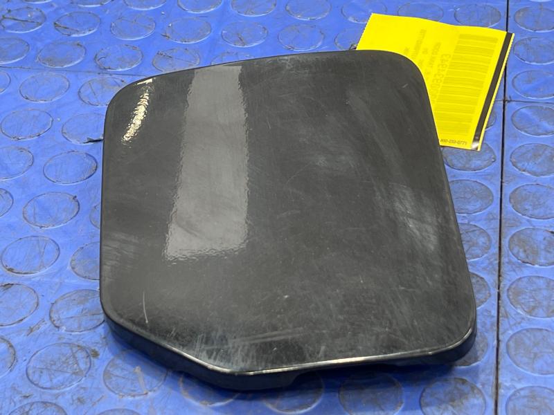 2008 Nissan Titan Fuel Tank Door