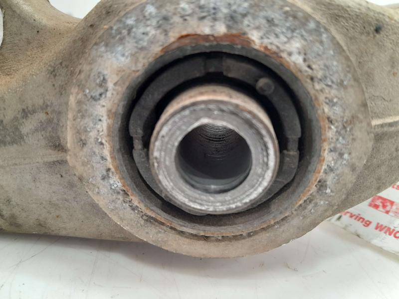 2011 Jeep Grand Cherokee Lower Control Arm Rr