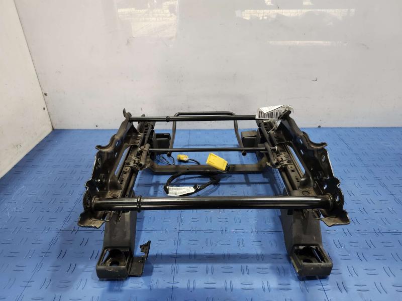 2017 Jeep Compass Seat Track