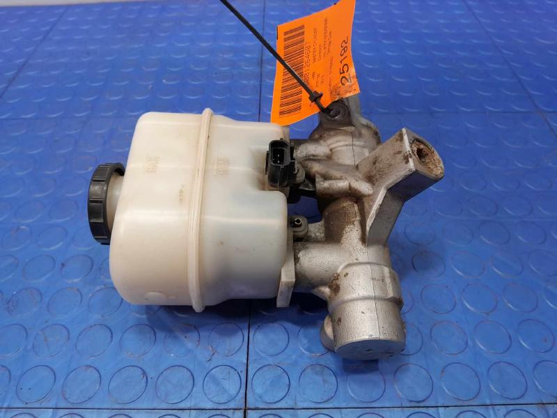 2011-2013 Ford F-150 Brake Master Cylinder Assembly Genuine OEM DL3Z2140A