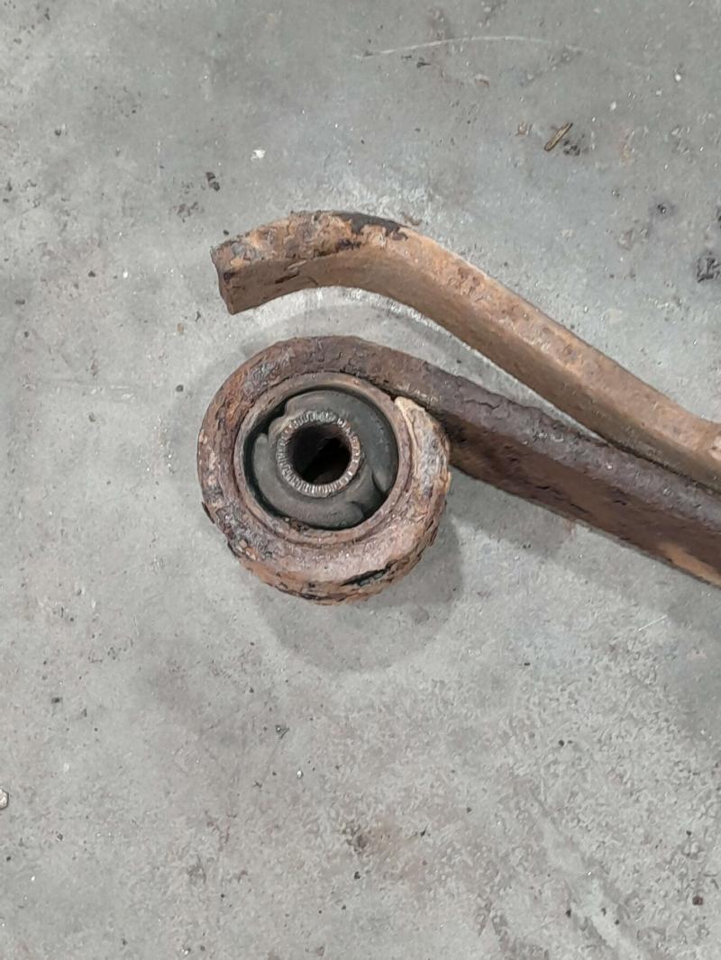 2007 Toyota Tacoma Leaf Spring Rear