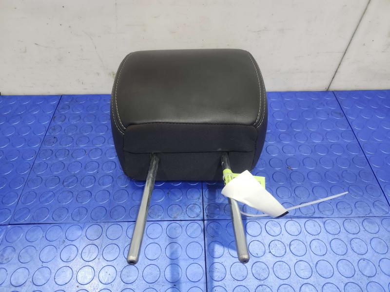 2010 Dodge Ram 1500 Headrest