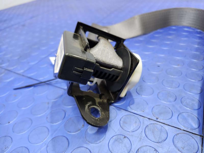 2007 Dodge Grand Caravan Rear Seat Belt