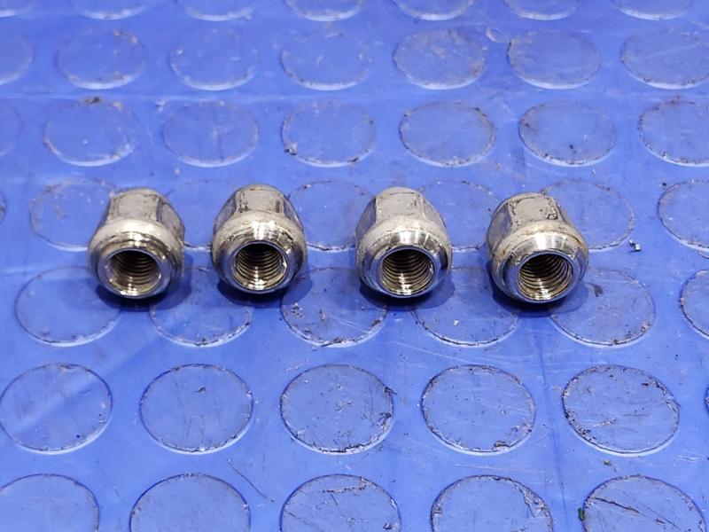 2015 Honda Fit Lug Nuts