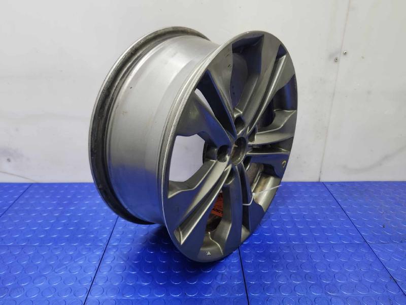 2014 Hyundai Santa Fe Wheel