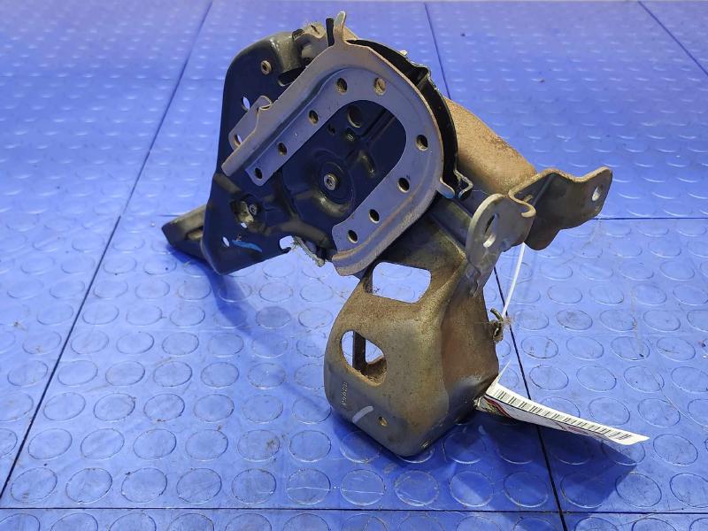 2007-2011 Honda CR-V Emergency Brake Pedal Assembly Genuine OEM 47100-STK-A03