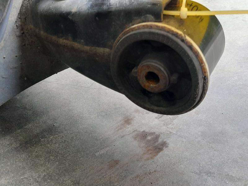 2014-2019 Nissan Versa 1.6L Rear Beam Axle Rear Suspension Assembly OEM 555013WC1B
