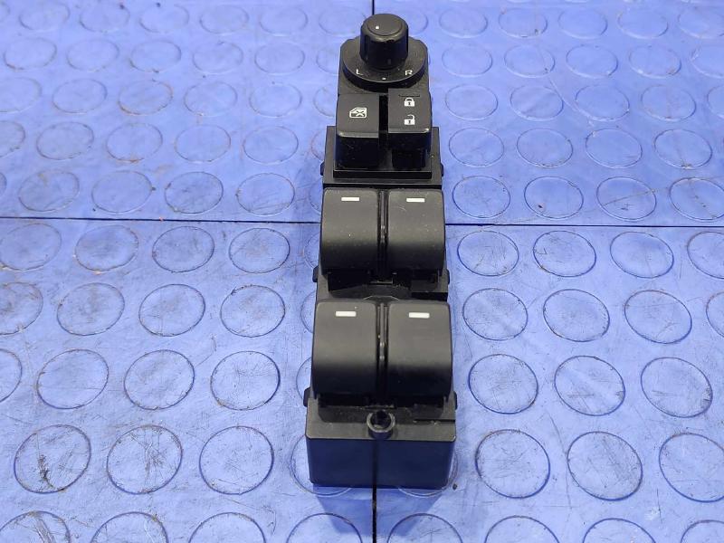 2015 Mazda Mazda6 Door Switch Front