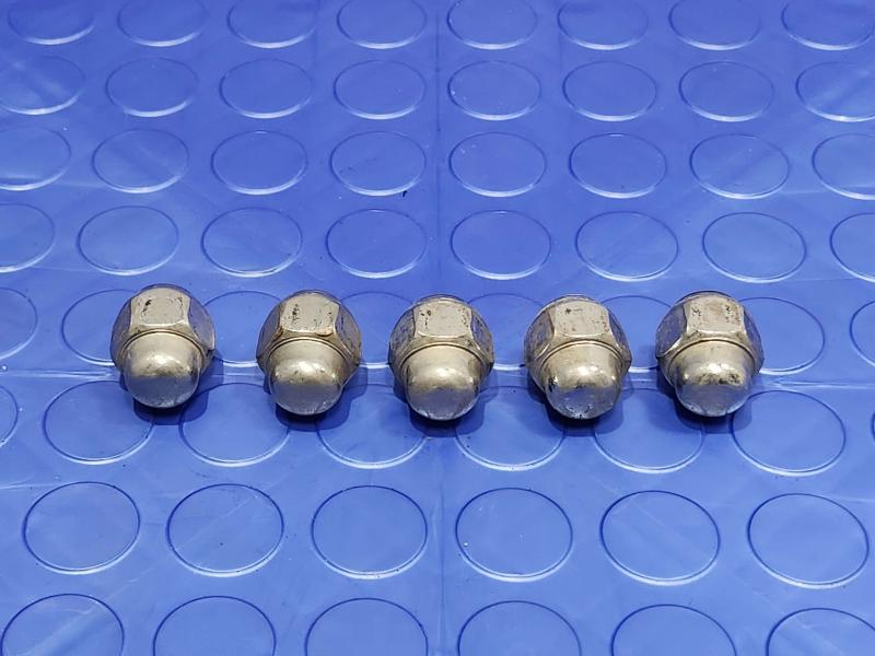 2021 Hyundai Sonata Lug Nuts