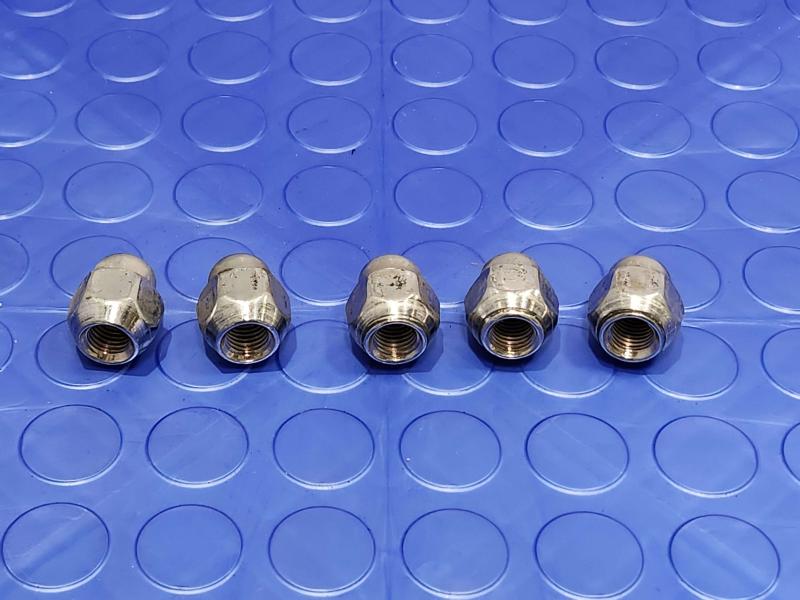 2021 Hyundai Sonata Lug Nuts