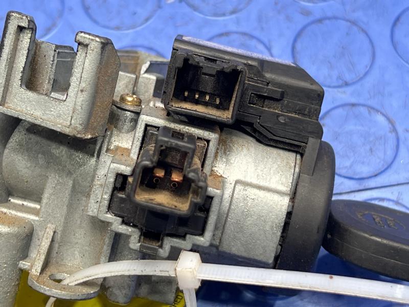 2006-2008 Mazda MX-5 Miata Ignition Switch Assembly with Key Genuine OEM Part