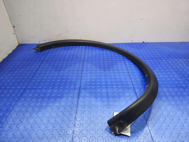 2013 Infiniti FX35 Wheel Opening Moulding