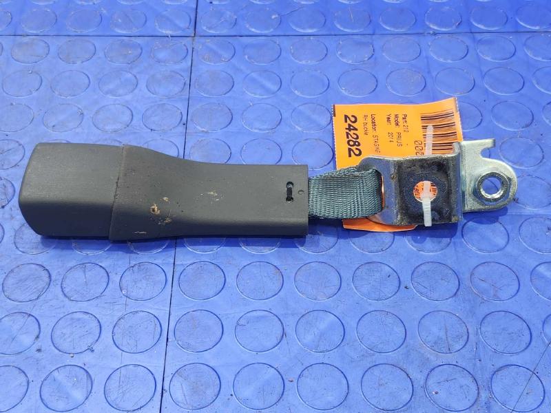 2014 Toyota Prius Rear Seat Belt
