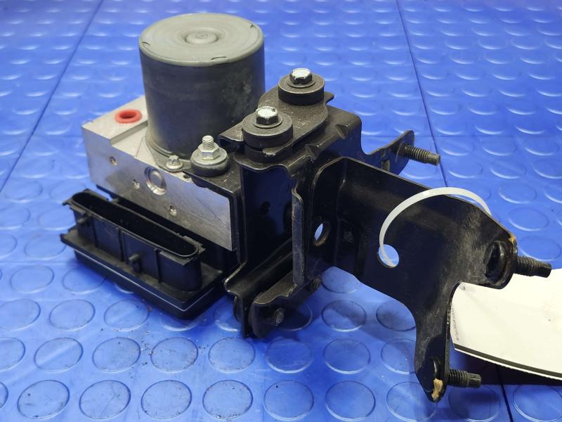2013 Infiniti FX35 Anti-Lock Brake Parts