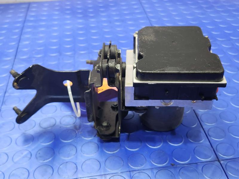2013 Infiniti FX35 Anti-Lock Brake Parts