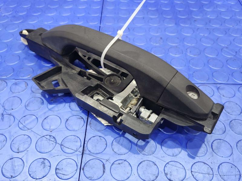 2017 Chevrolet Silverado 2500 Outside Door Handle