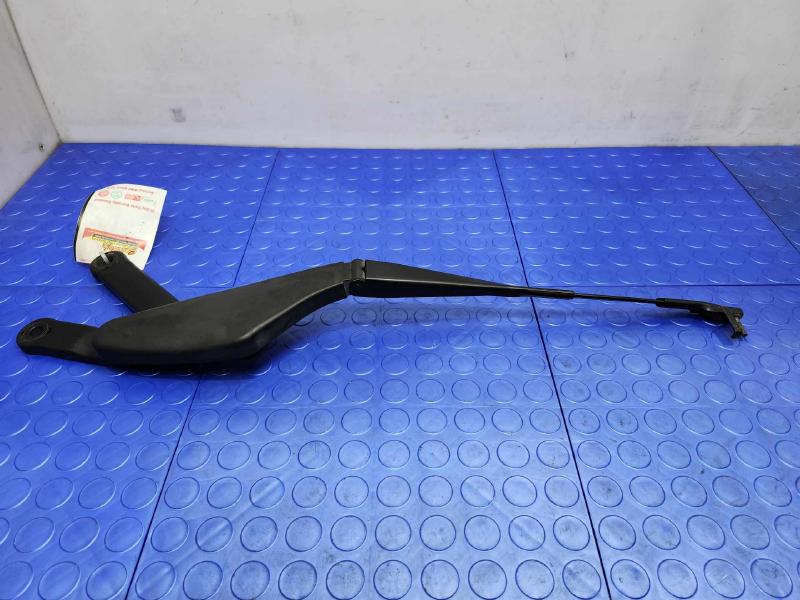 2006 Mercedes S-Class Wiper Arm