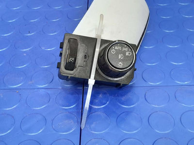 2015 Chevrolet Tahoe Headlight Switch (Dash Mtd)