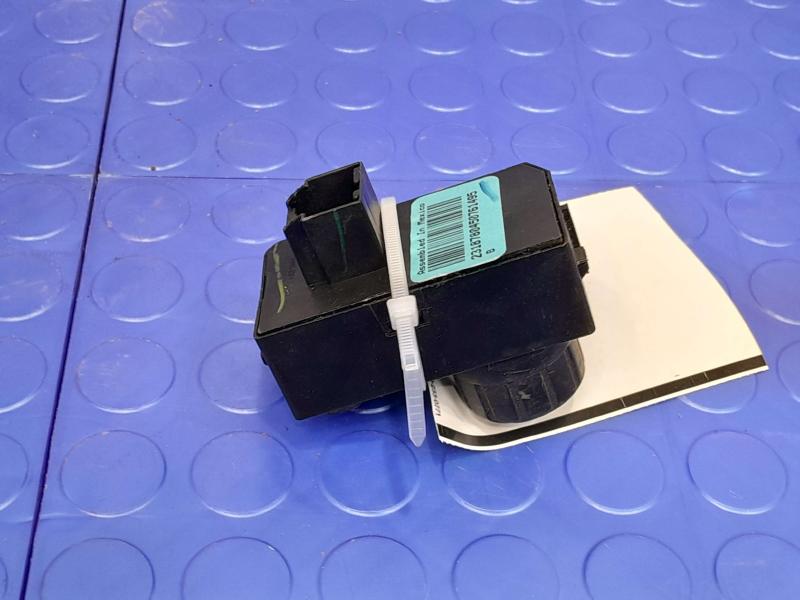 2015 Chevrolet Tahoe Headlight Switch (Dash Mtd)