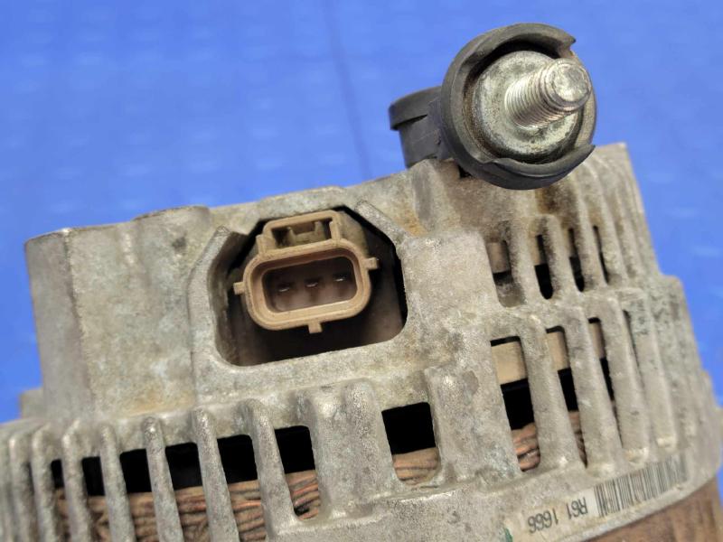 2004 Ford Crown Victoria Alternator