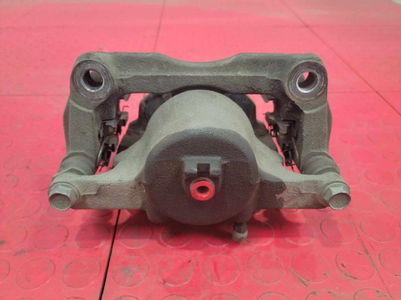2018 Nissan Rogue Sport Caliper