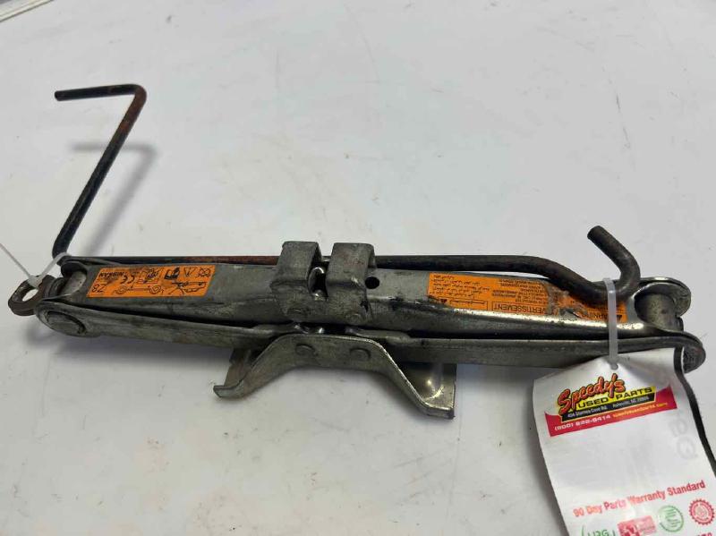 2003 - 2007 Infiniti G35 Coupe Jack and Spare Tool - No Lug Wrench OEM