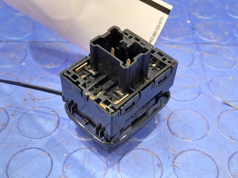 2018-2023 Subaru Crosstrek Front Heated Seat Control Switch OEM 83245FL000