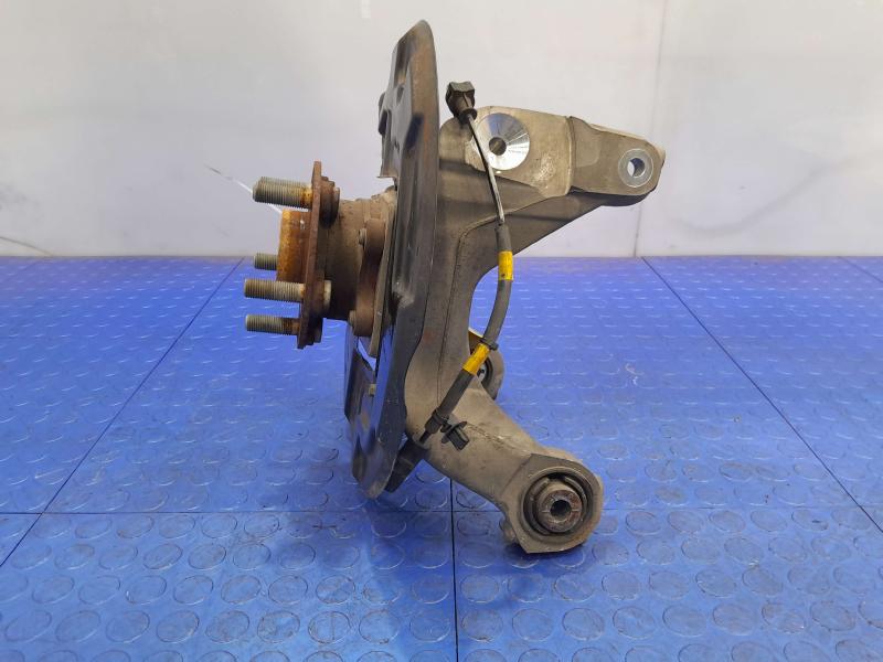 2017 Lincoln Continental Rear Knuckle/Stub Axle