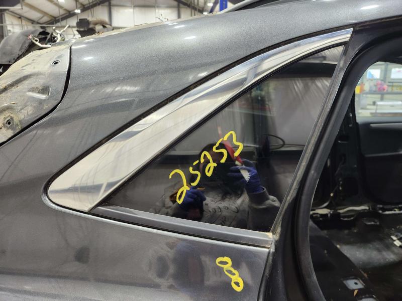 2020 Ford Escape Quarter Glass/Window