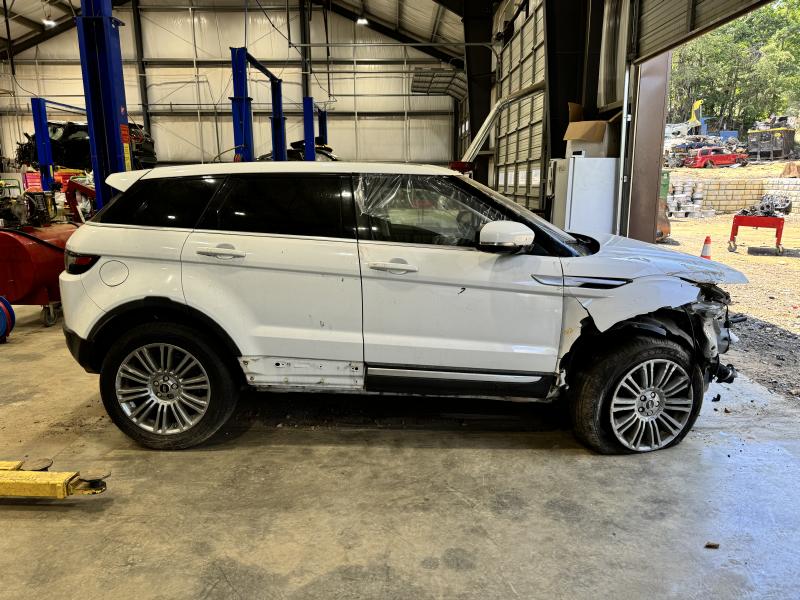 2012 Land Rover Evoque Center Pillar
