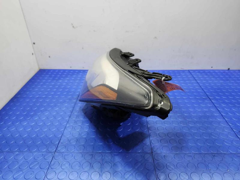 2013 Hyundai Santa Fe Headlamp Assembly