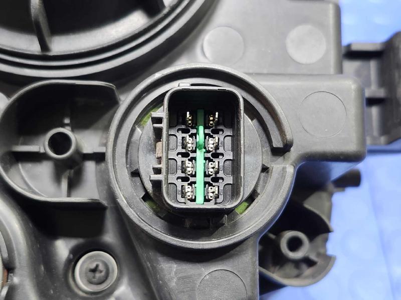 2013 Hyundai Santa Fe Headlamp Assembly