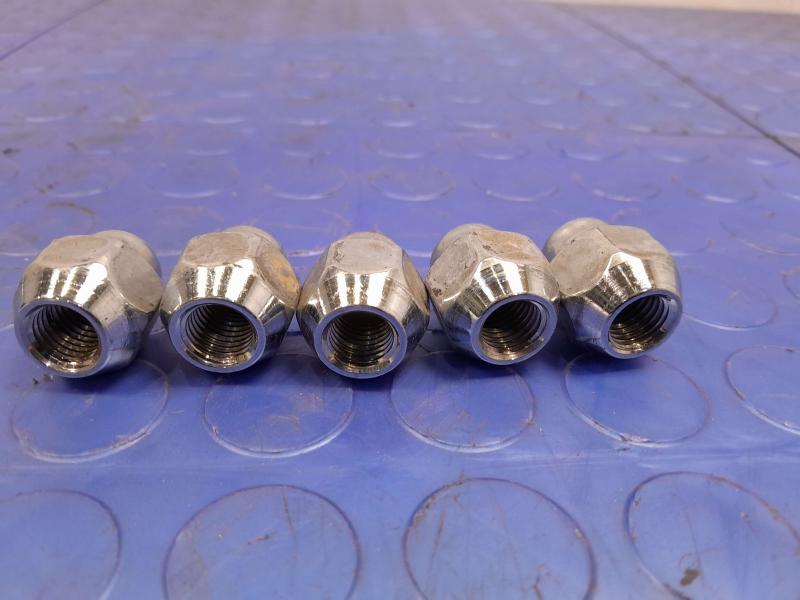 2023 Kia Soul Lug Nuts