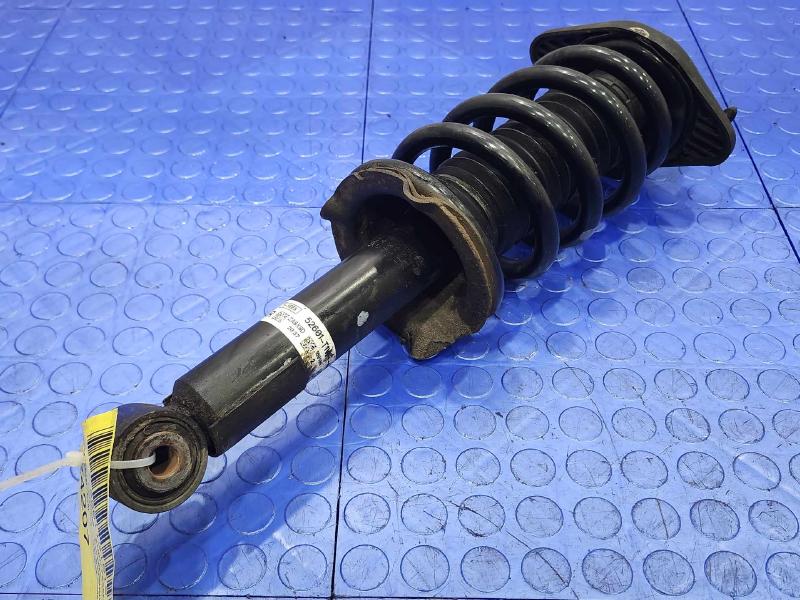 2015-2016 Honda CR-V Rear Strut Assembly Left or Right Side OEM 52611T1WA03 ,RH
