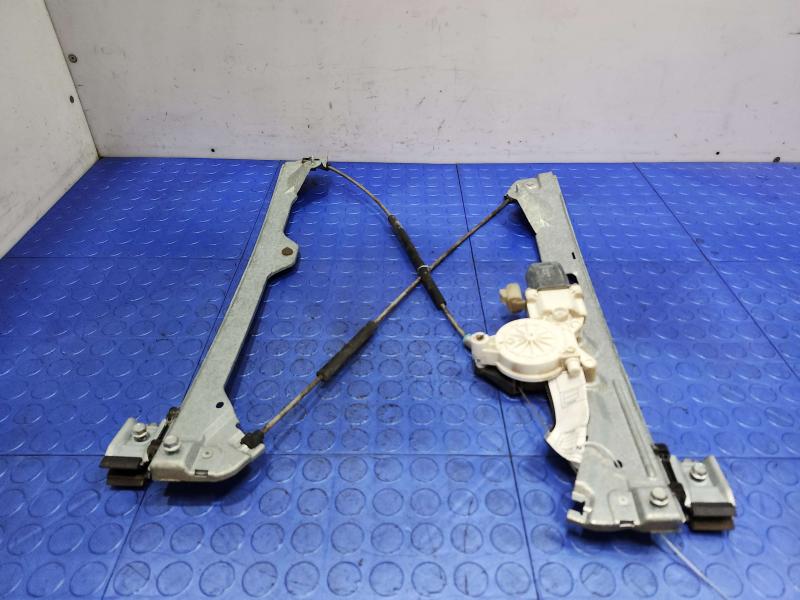 2007 Chevrolet Avalanche 1500 Side/Rear/Cargo Regulator