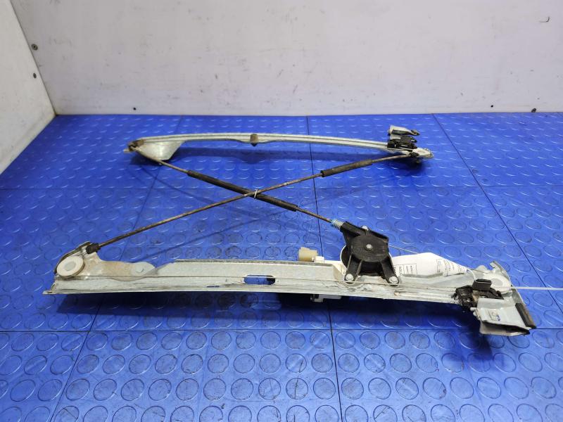 2007 Chevrolet Avalanche 1500 Side/Rear/Cargo Regulator