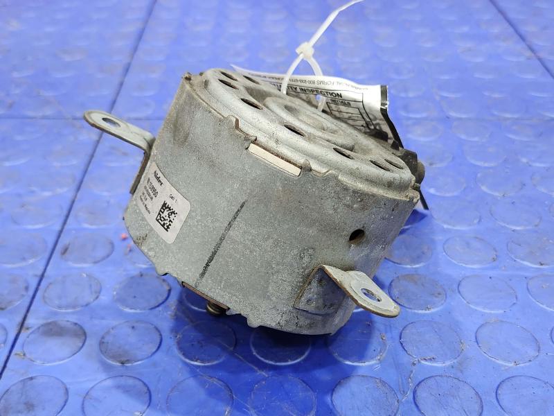 2013 Chrysler 300 Electric Cooling Motor