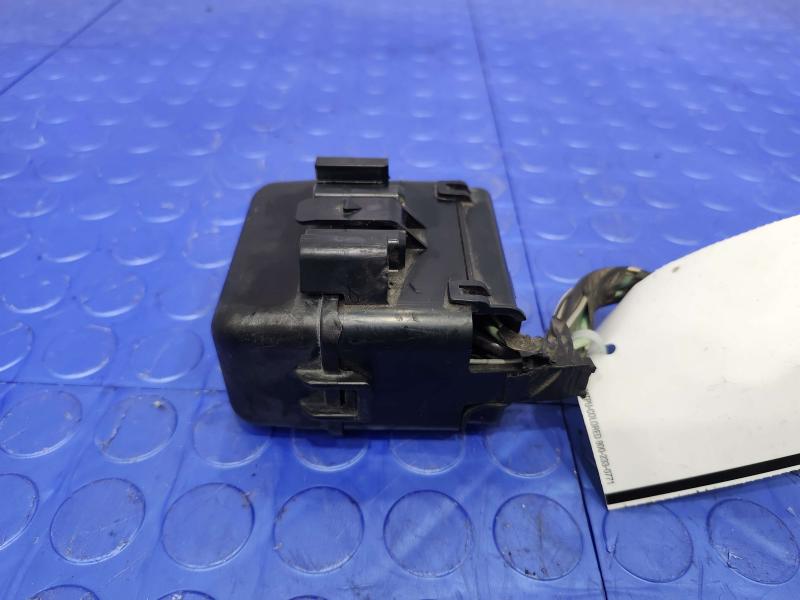 2004-2007 Lexus RX330 RX350 Engine Relay Box Genuine OEM 8260248040